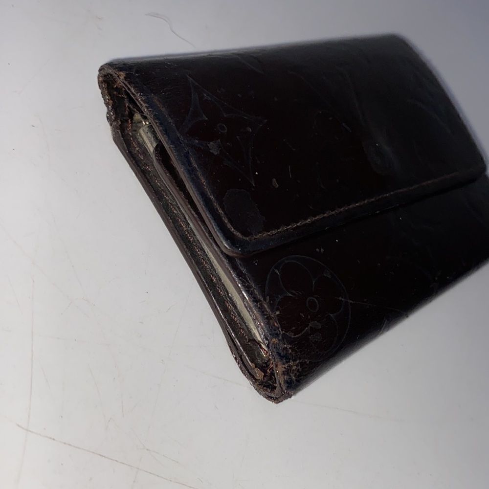 Authentic Louis Vuitton 6 Key Wallet - Picture 3 of 8